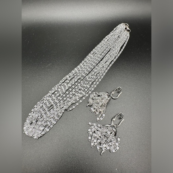 Sarah Coventry Jewelry - Vintage Sarah Coventry Silver Cascade Necklace & Clip On Earring Set